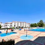 Home Out Albufeira - T1 Oura