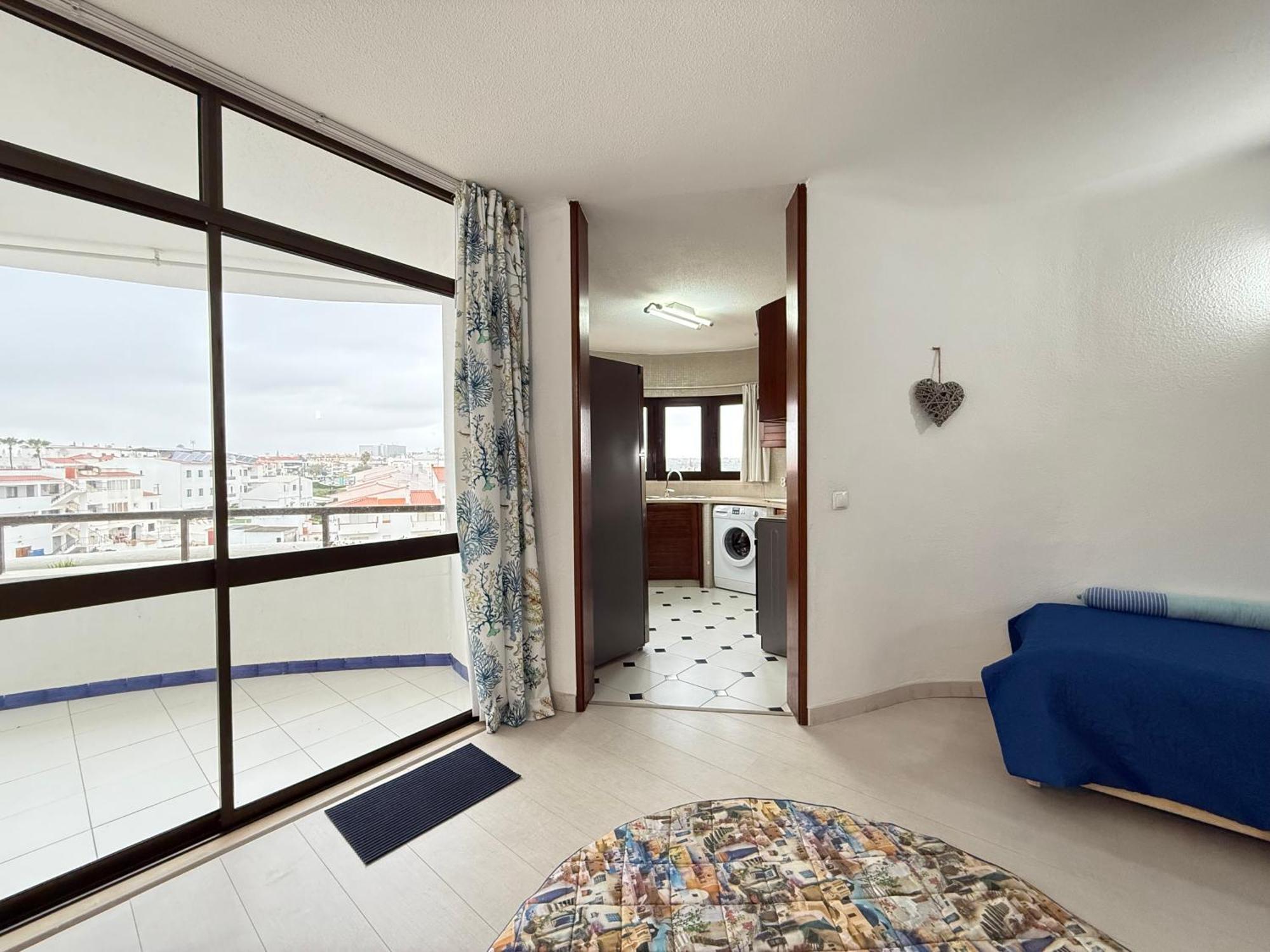 Apartment Out - T1 Oura